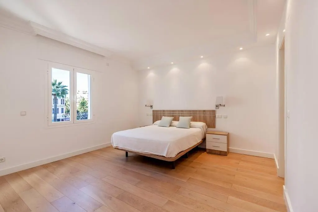 Bright Elegant 3Bdr Apartment In Puerto Banus Marbella 0*,