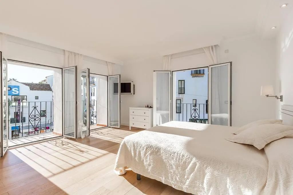 Bright Elegant 3Bdr Apartment In Puerto Banus Marbella Spain