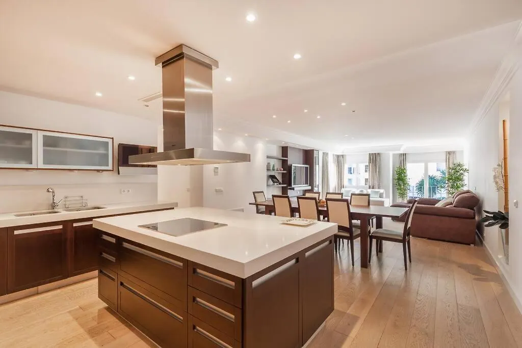 Bright Elegant 3Bdr Apartment In Puerto Banus Marbella Spain