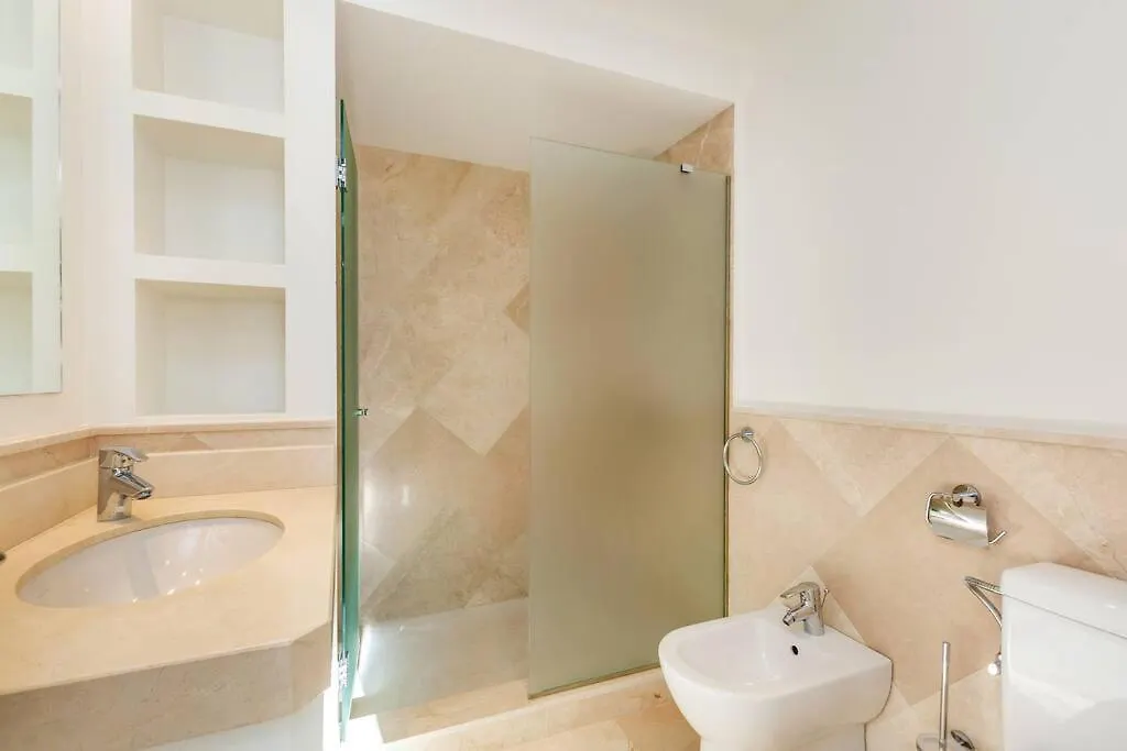 Bright Elegant 3Bdr Apartment In Puerto Banus Marbella